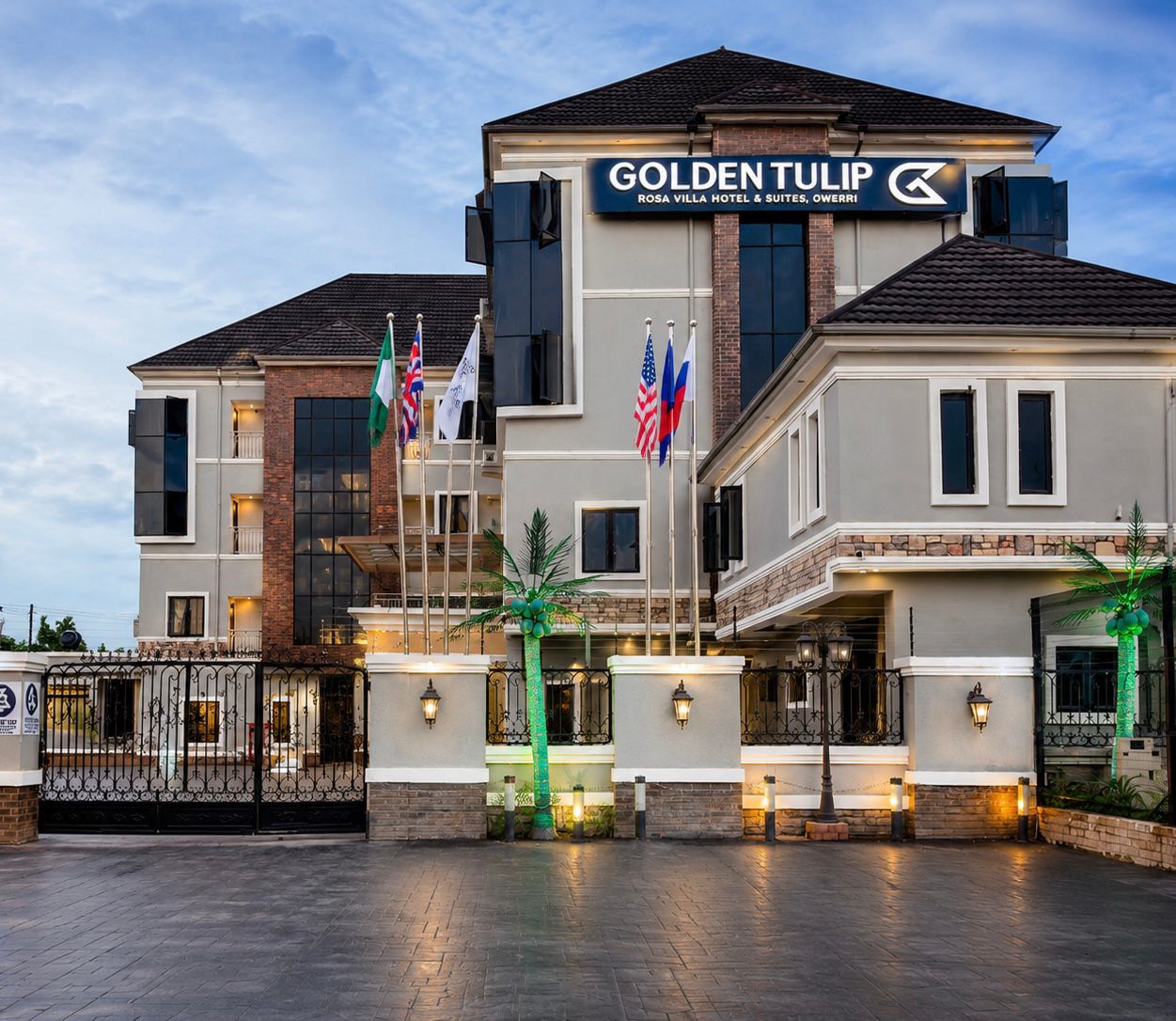 Golden Tulip Rosa Villa Hotel exterior